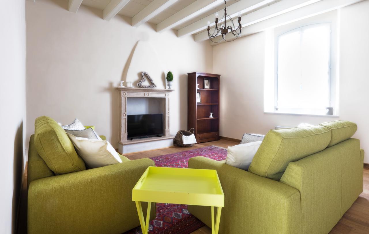 Dall Ingles Bed & Breakfast Cavriana Kültér fotó